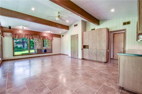 28833 Clark Drive Wickliffe OH 44092
