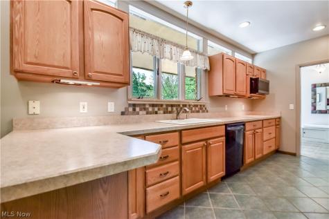 28833 Clark Drive Wickliffe OH 44092