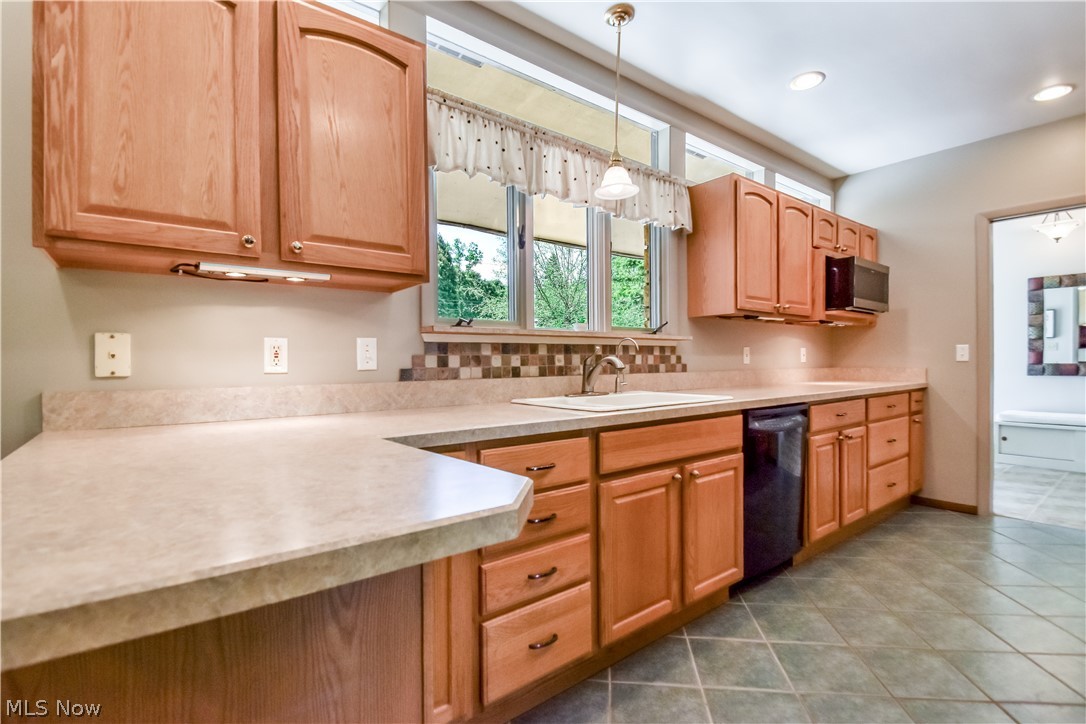 28833 Clark Drive Wickliffe OH 44092