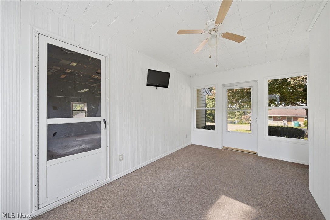 1724 Spring Valley Avenue NW Canton OH 44708