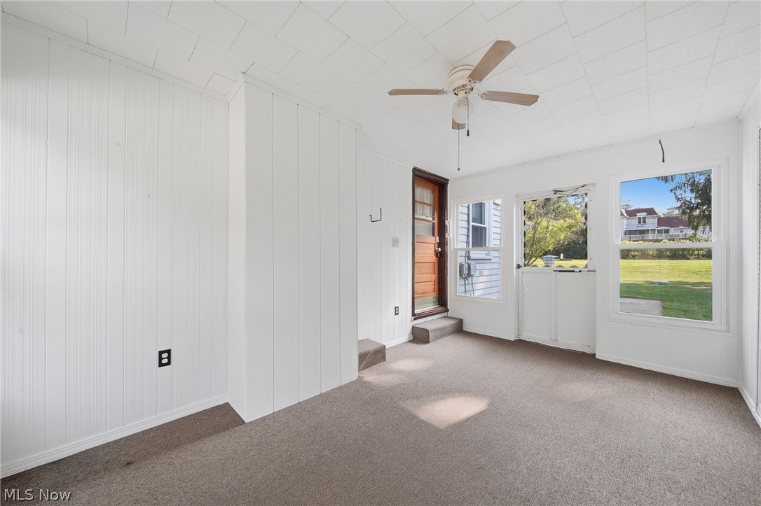 1724 Spring Valley Avenue NW Canton OH 44708