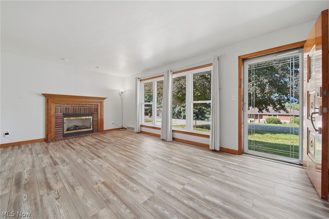 1724 Spring Valley Avenue NW Canton OH 44708