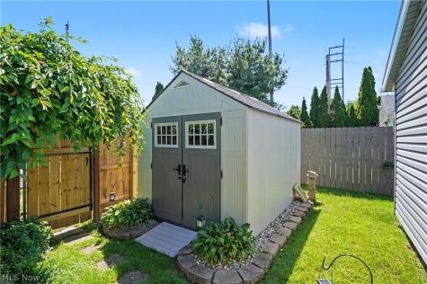 630 Marguerite Avenue Cuyahoga Falls OH 44221