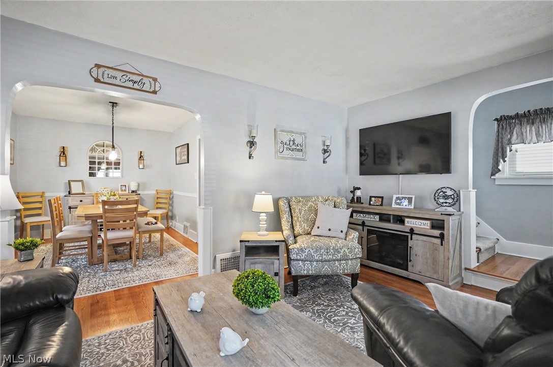 630 Marguerite Avenue Cuyahoga Falls OH 44221