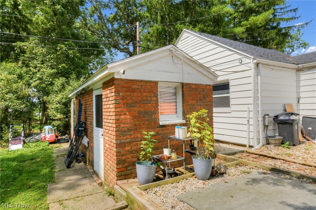 222 E Howard Street Willard OH 44890
