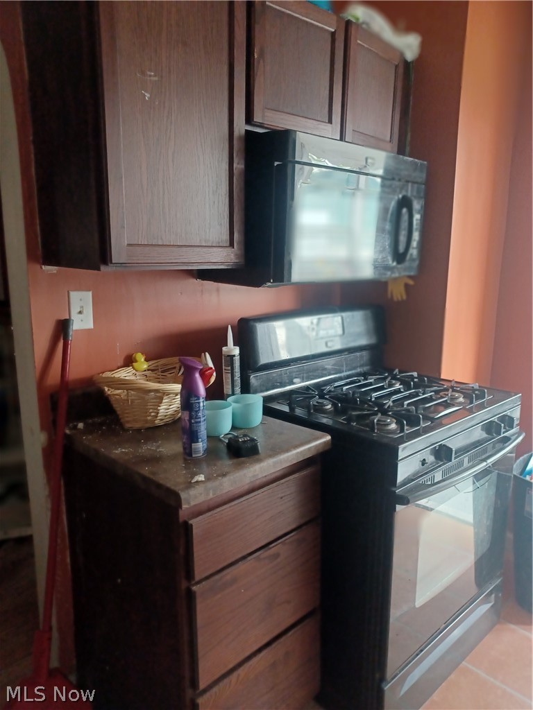 529 Dickson Street Youngstown OH 44502