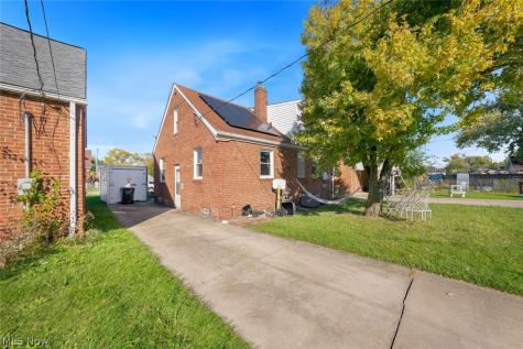 3431 Grovewood Avenue Parma OH 44134