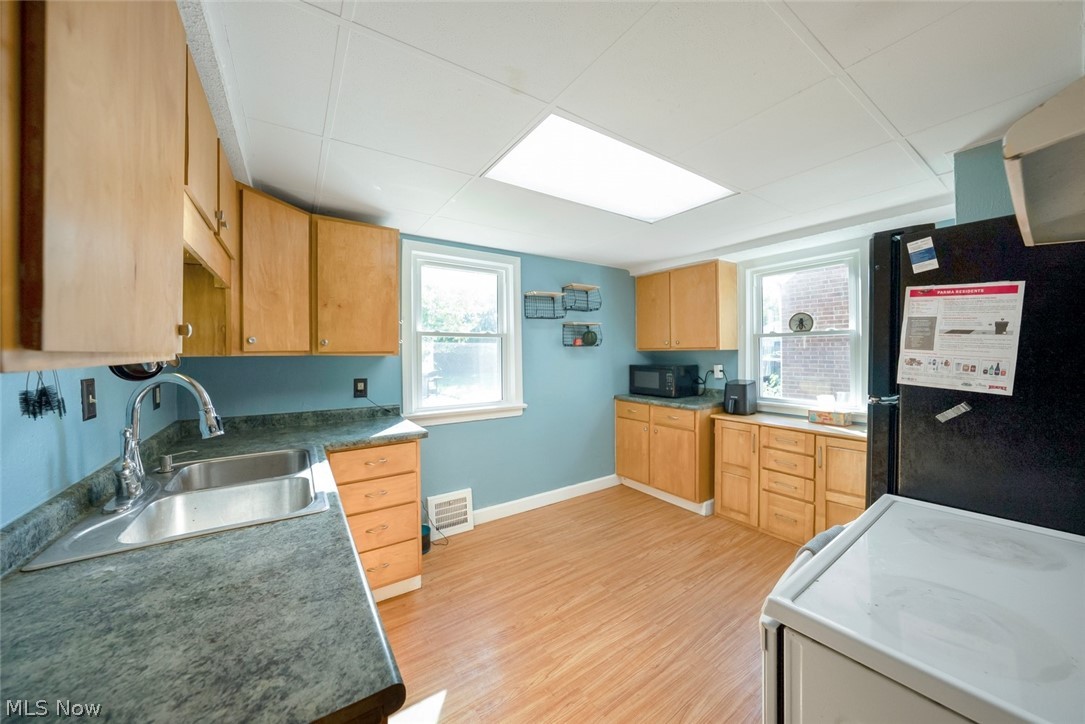 3431 Grovewood Avenue Parma OH 44134