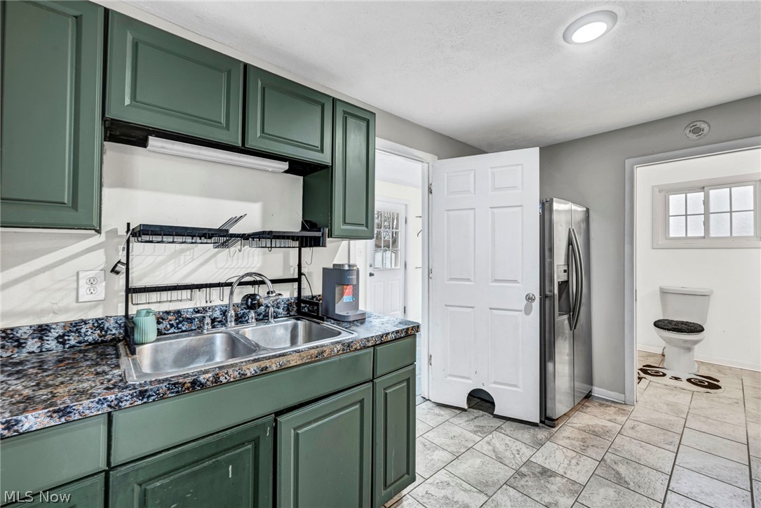 2833 Hubbard Road Madison OH 44057