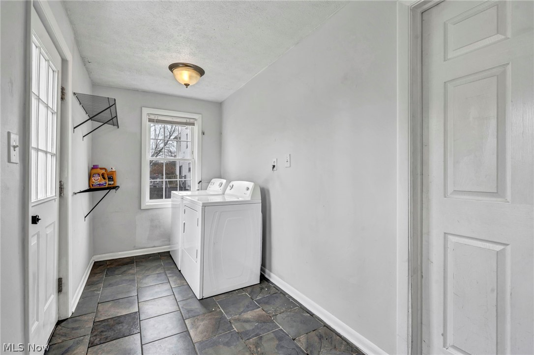 2833 Hubbard Road Madison OH 44057