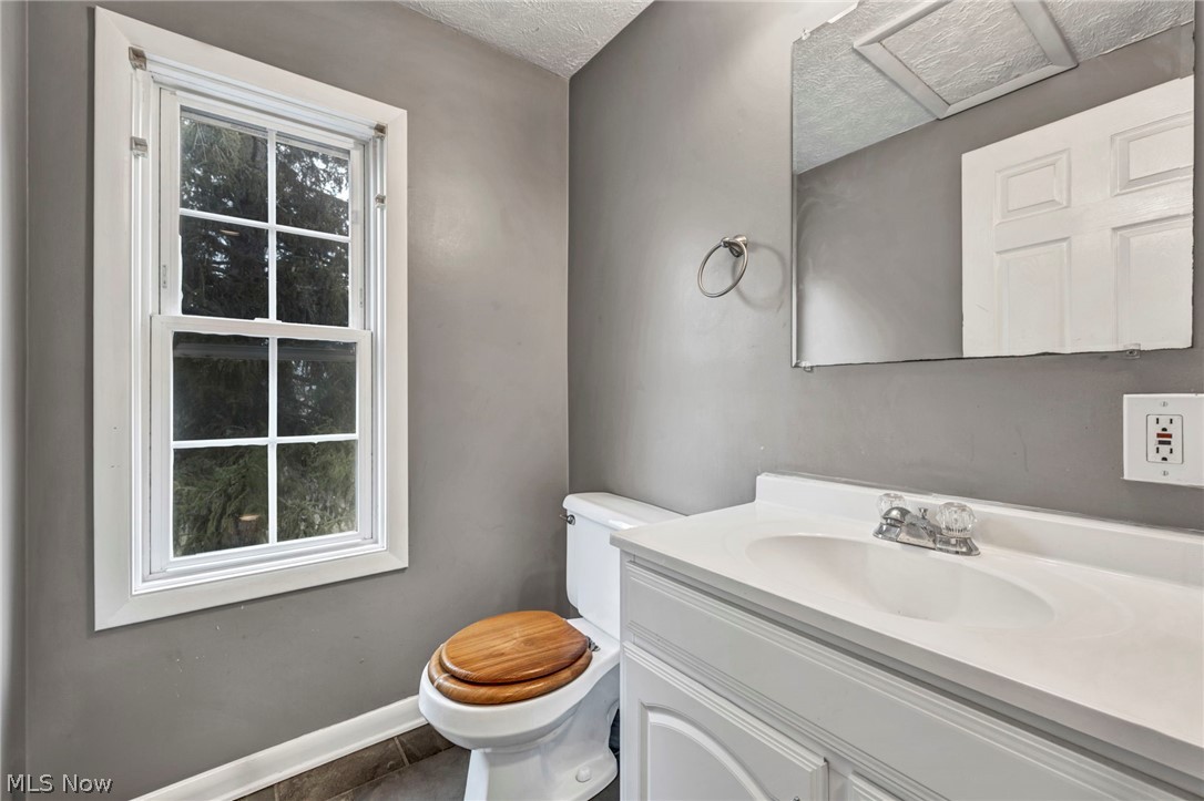 2833 Hubbard Road Madison OH 44057