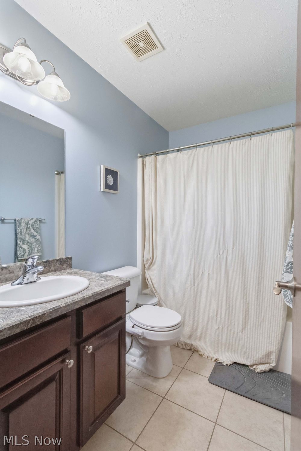15831 Falmouth Oval Middleburg Heights OH 44130