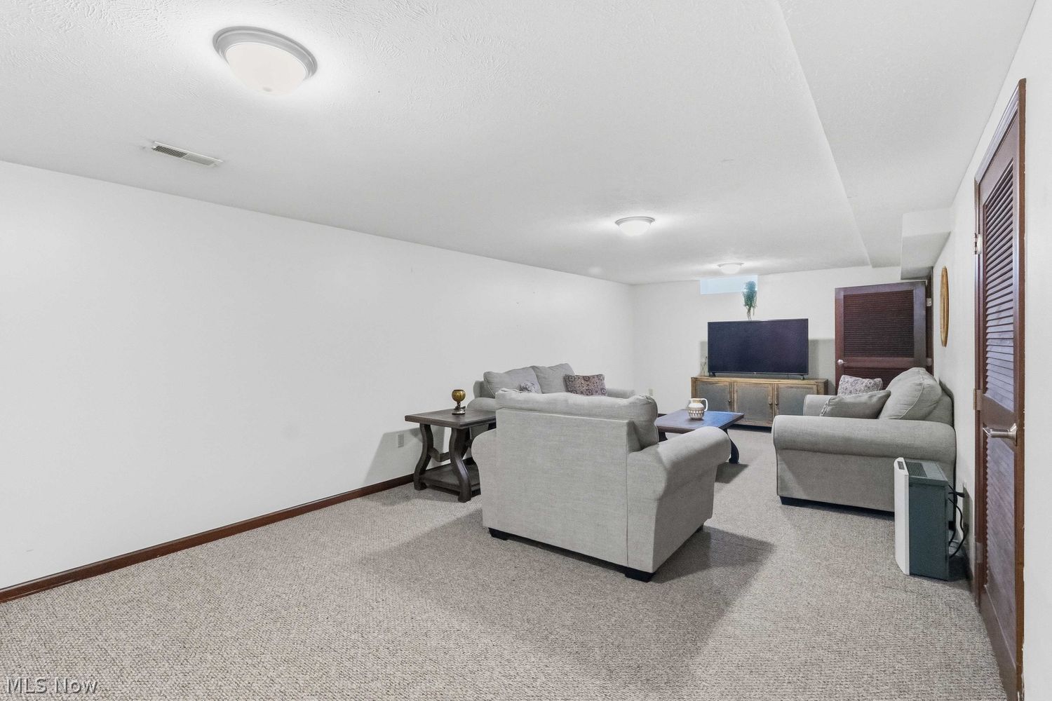 15831 Falmouth Oval Middleburg Heights OH 44130