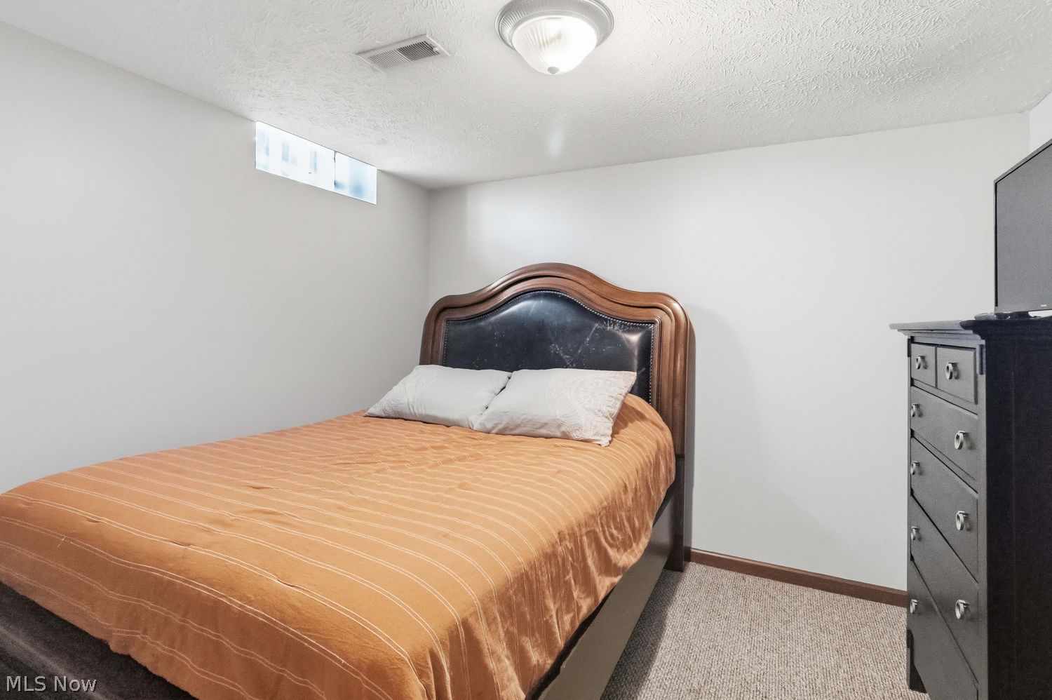 15831 Falmouth Oval Middleburg Heights OH 44130