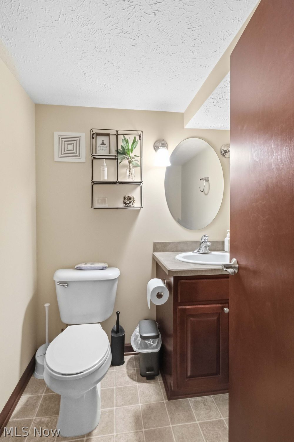 15831 Falmouth Oval Middleburg Heights OH 44130