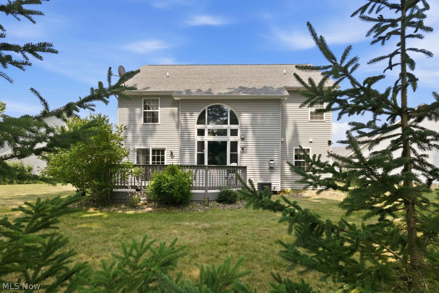 15831 Falmouth Oval Middleburg Heights OH 44130
