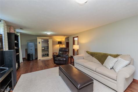 110 Birchwood Drive Sandusky OH 44870