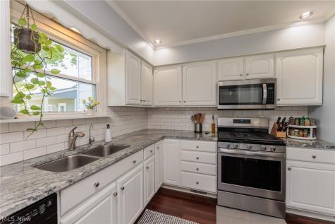 110 Birchwood Drive Sandusky OH 44870