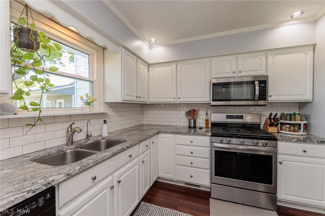 110 Birchwood Drive Sandusky OH 44870