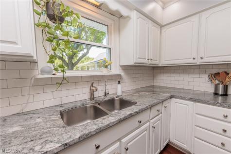 110 Birchwood Drive Sandusky OH 44870
