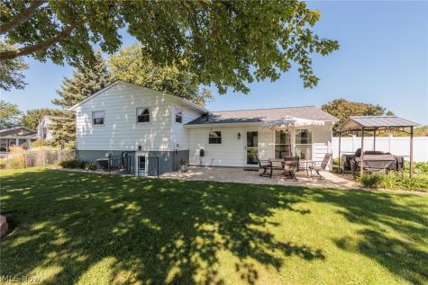 110 Birchwood Drive Sandusky OH 44870