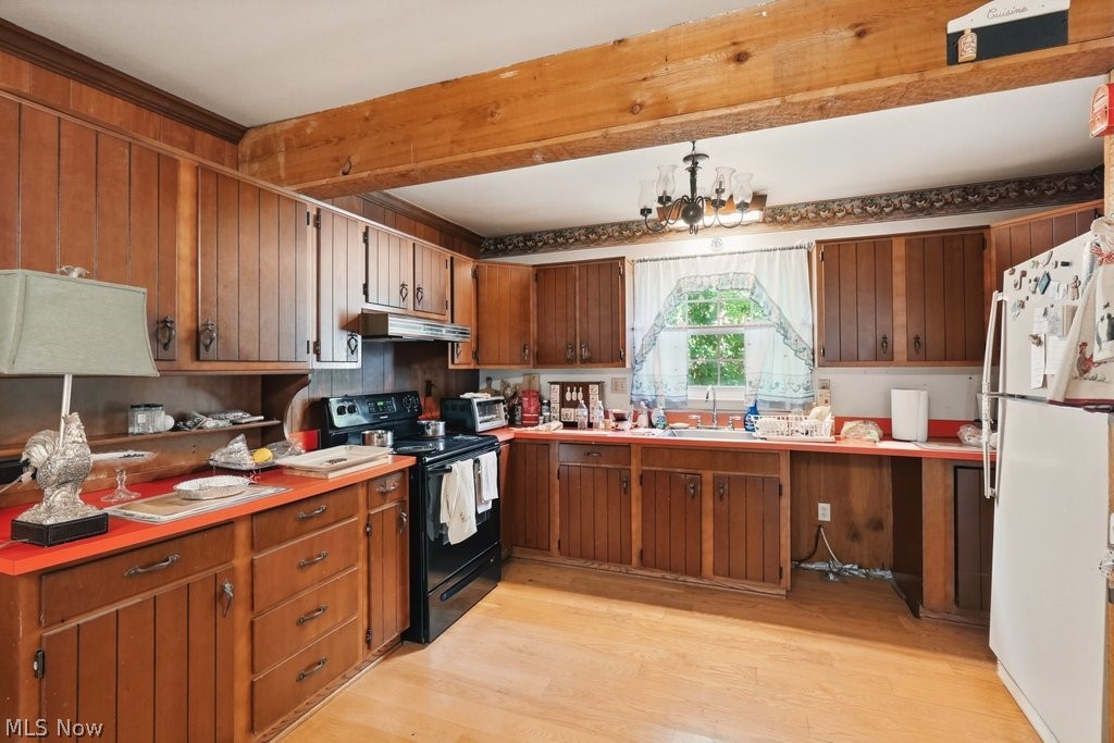 250 E Washington Street Chagrin Falls OH 44022