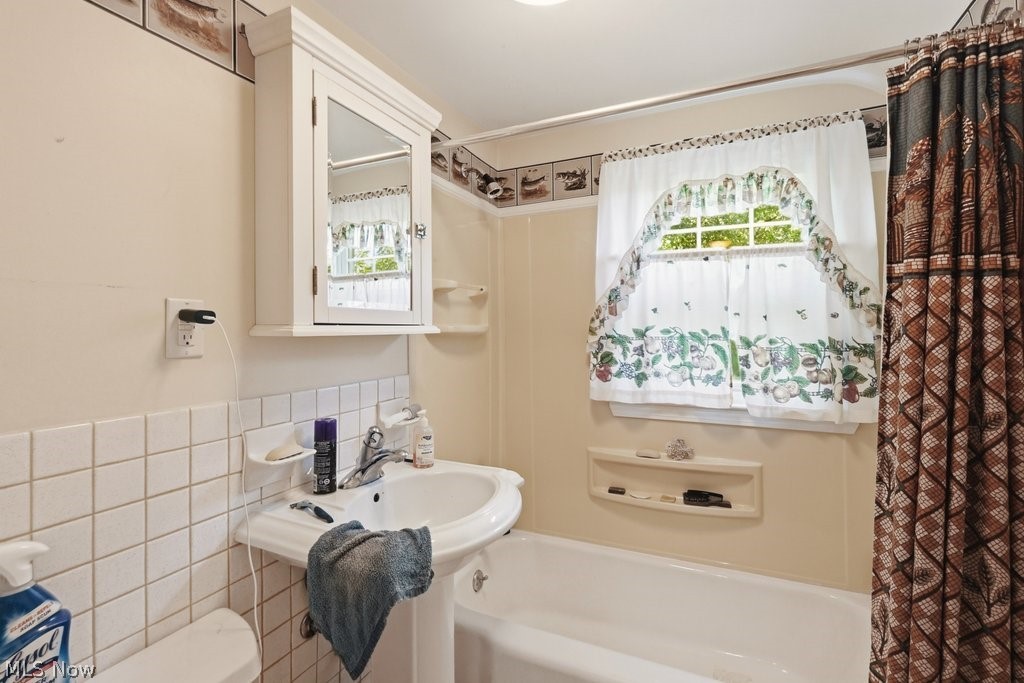250 E Washington Street Chagrin Falls OH 44022