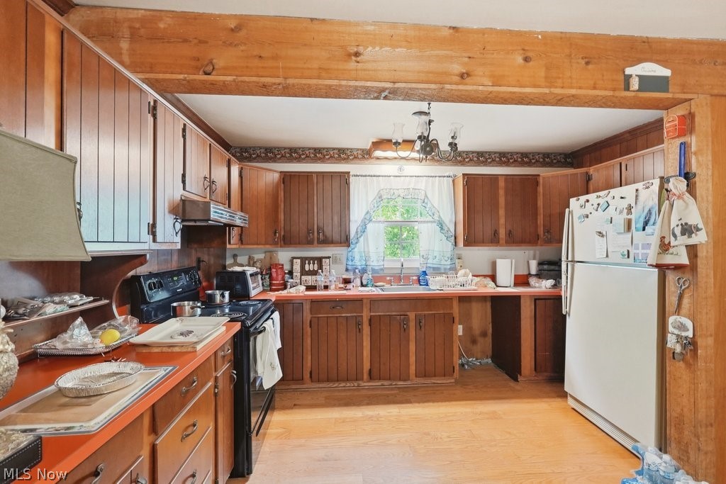 250 E Washington Street Chagrin Falls OH 44022