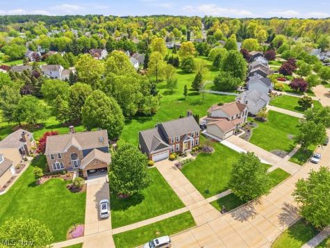 8431 Shorthorn Drive Sagamore Hills OH 44067