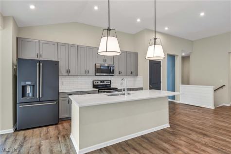 3562 Sandlewood Drive Brunswick OH 44212