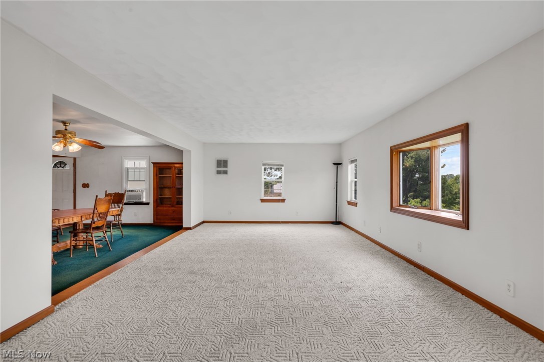 2557 Fernwood Road Wintersville OH 43953