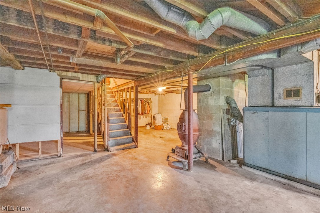 2557 Fernwood Road Wintersville OH 43953