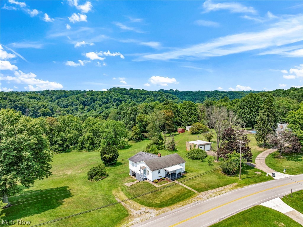 2557 Fernwood Road Wintersville OH 43953
