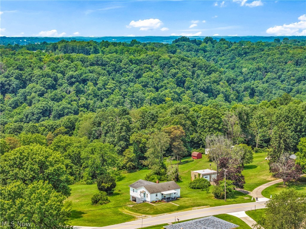 2557 Fernwood Road Wintersville OH 43953