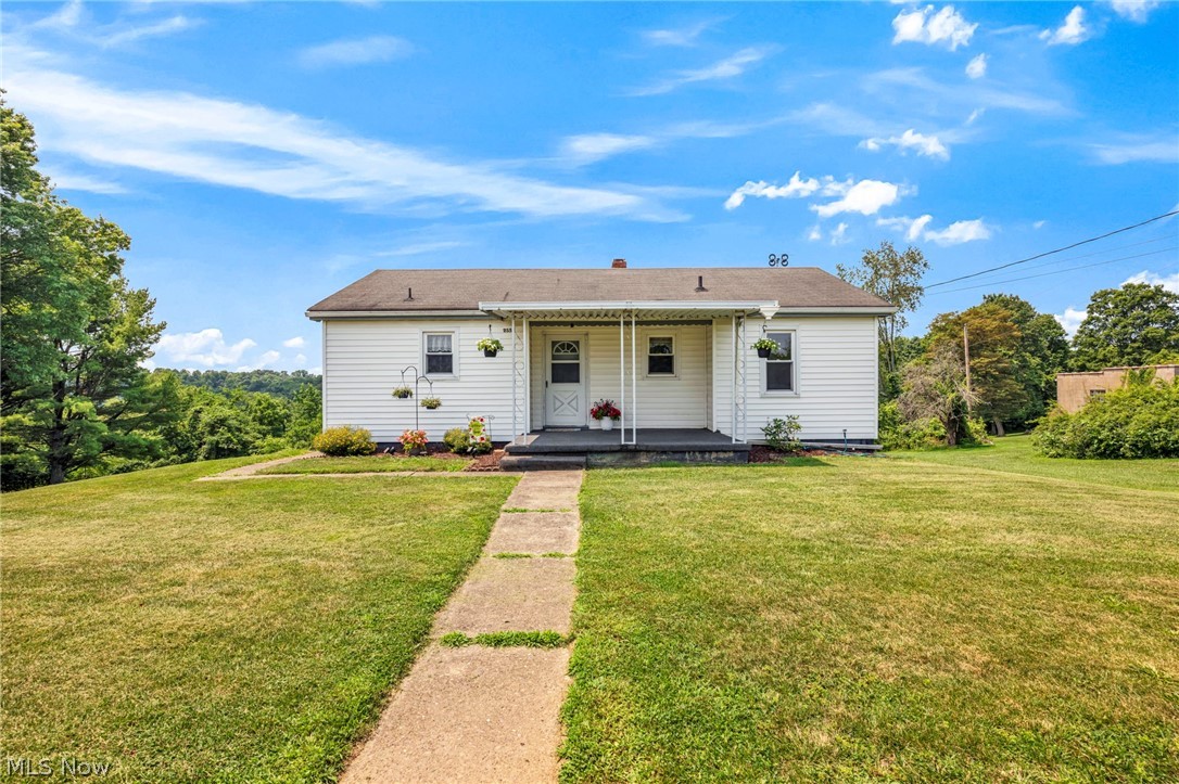 2557 Fernwood Road Wintersville OH 43953