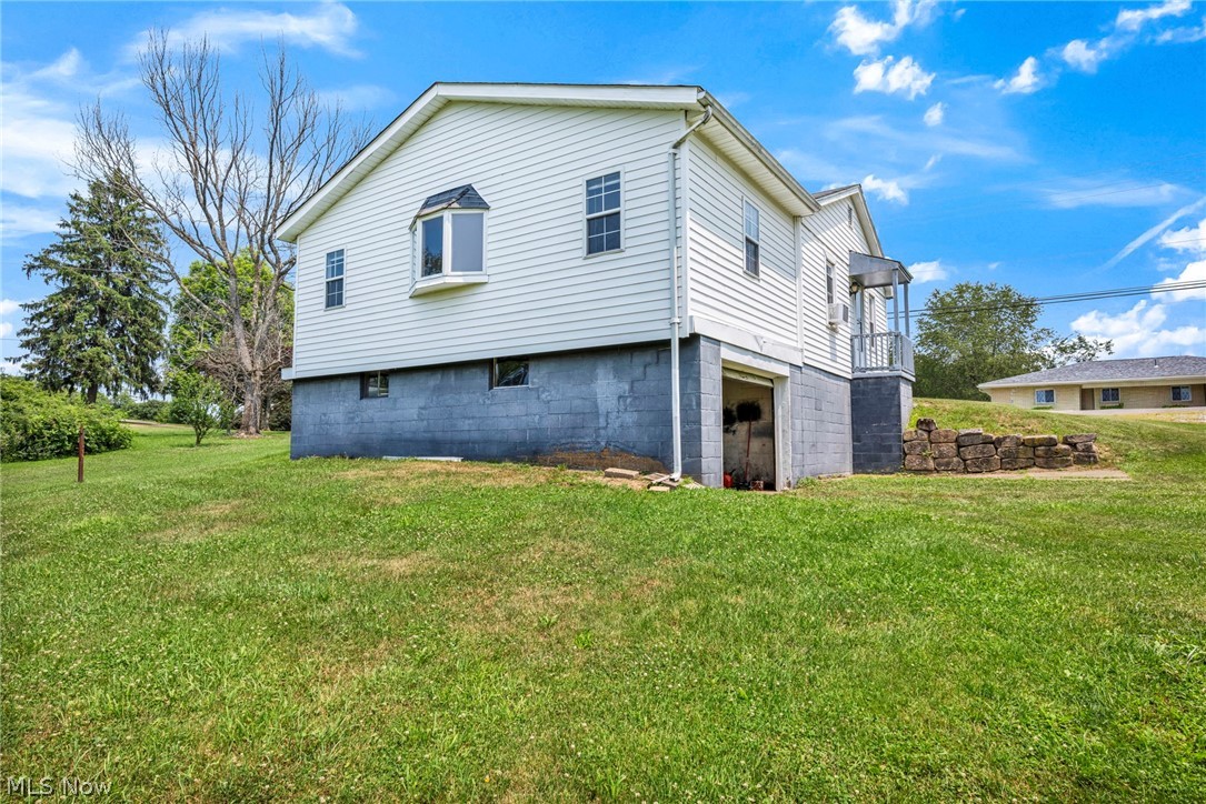 2557 Fernwood Road Wintersville OH 43953