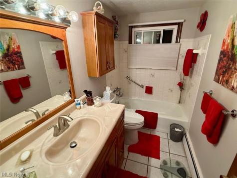 46 E Shore Boulevard Eastlake OH 44095