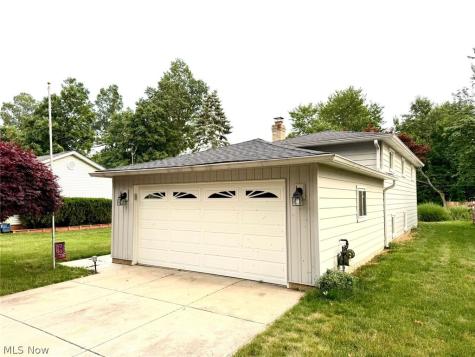 46 E Shore Boulevard Eastlake OH 44095