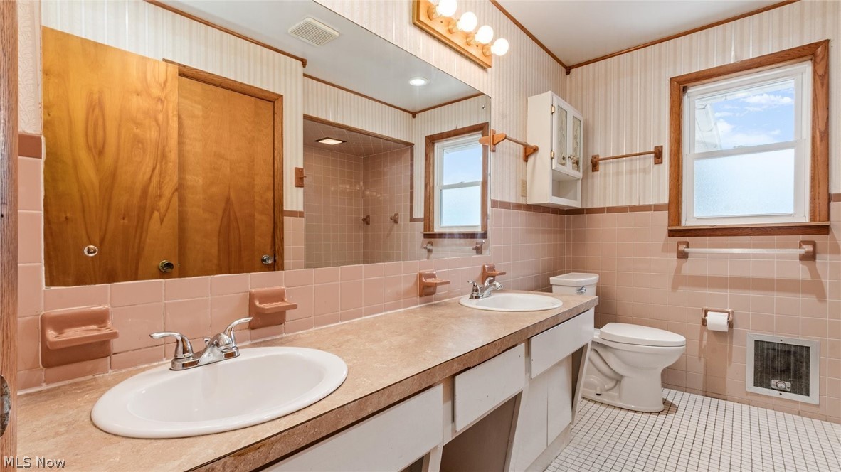 2910 S Pleasant Grove Road Zanesville OH 43701