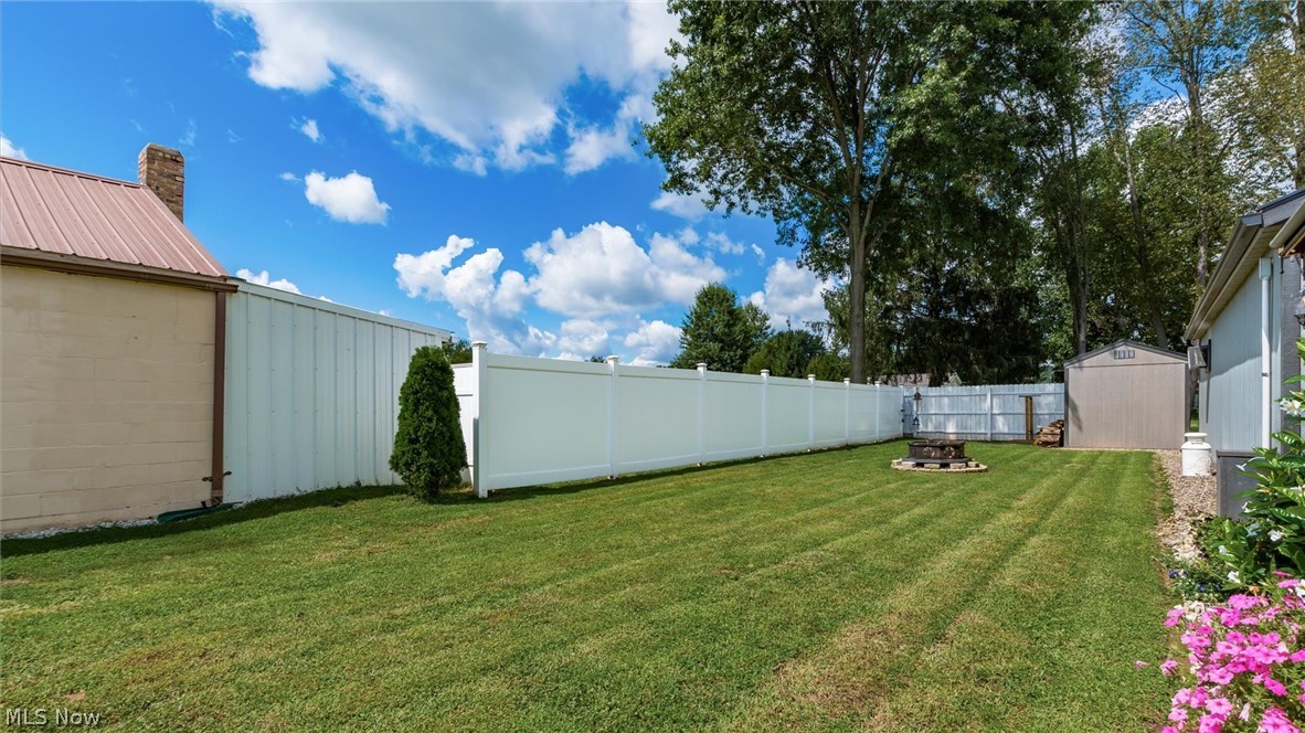 78 W 4th Street Frazeysburg OH 43822