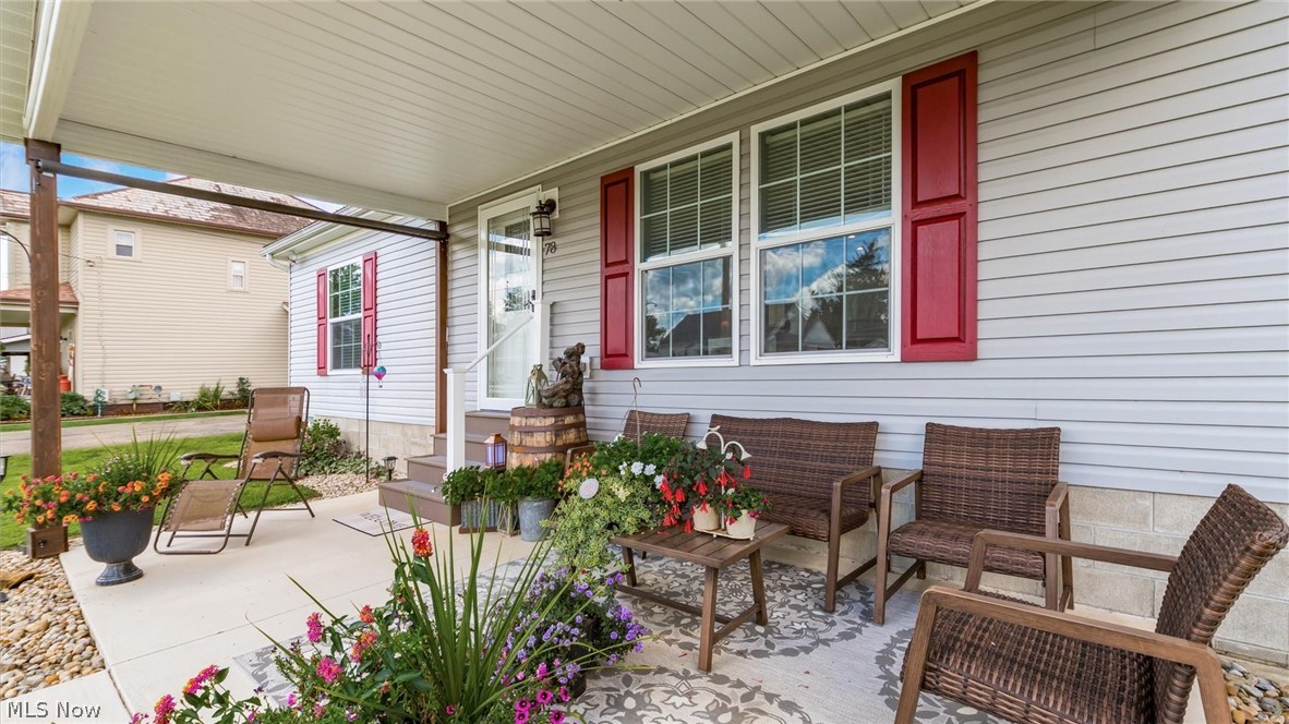78 W 4th Street Frazeysburg OH 43822