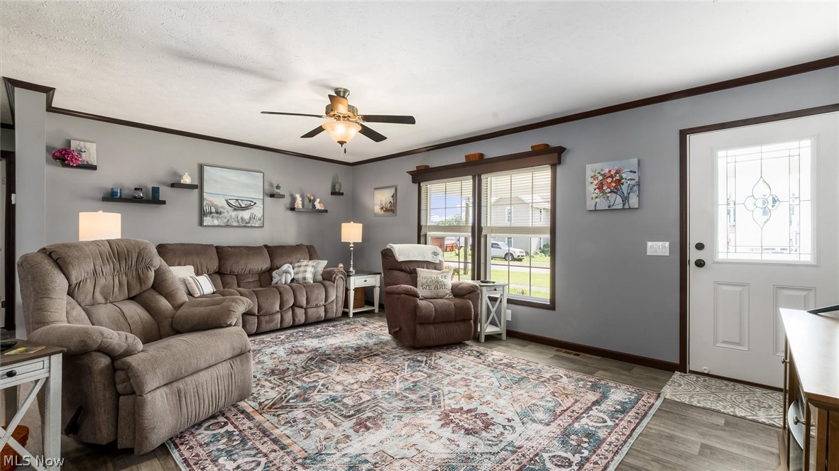 78 W 4th Street Frazeysburg OH 43822