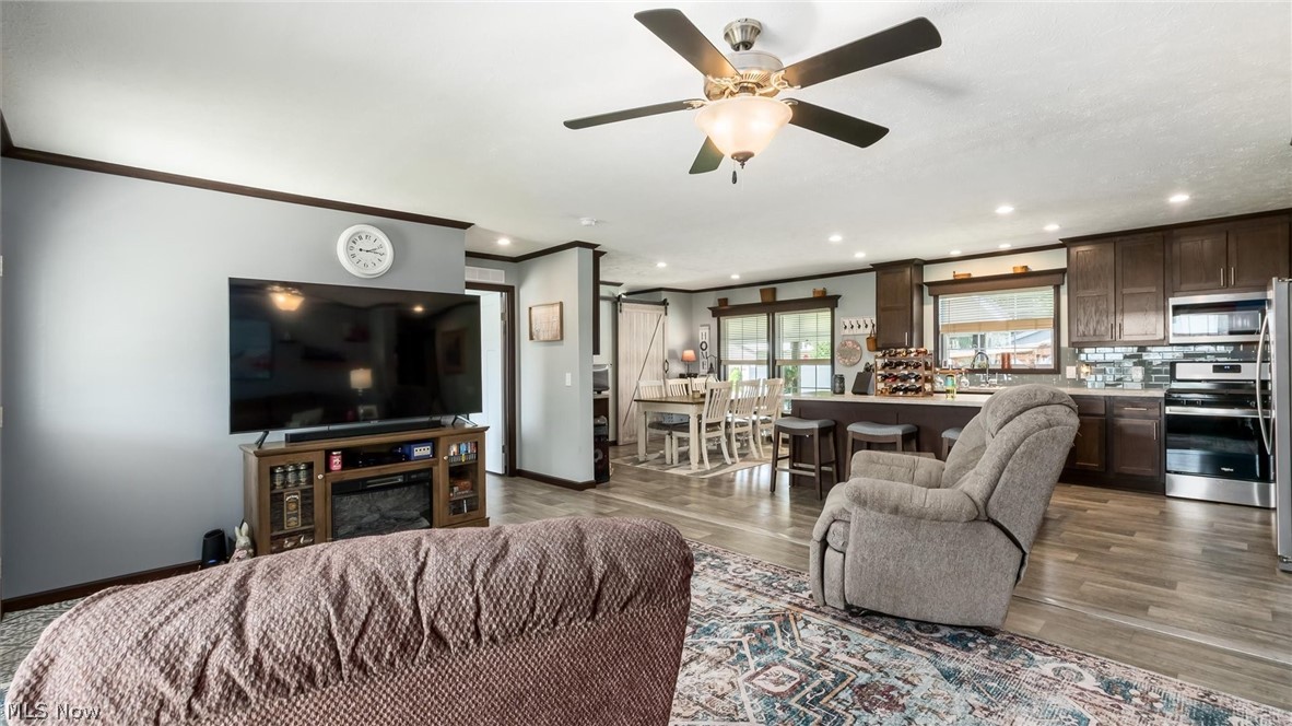 78 W 4th Street Frazeysburg OH 43822