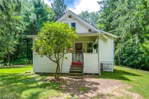 6082 S Myers Road Clinton OH 44216