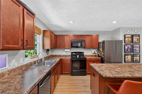 1705 Millrace Street NW Massillon OH 44647