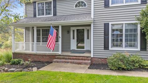 240 Greenview Drive Aurora OH 44202