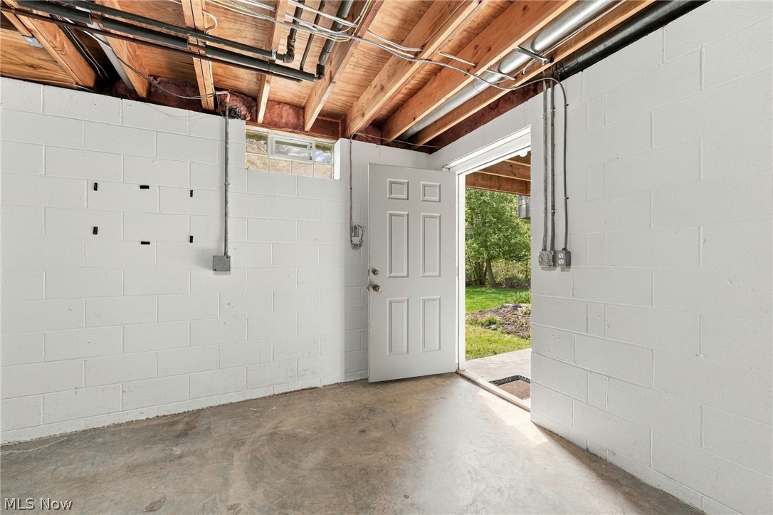 240 Greenview Drive Aurora OH 44202