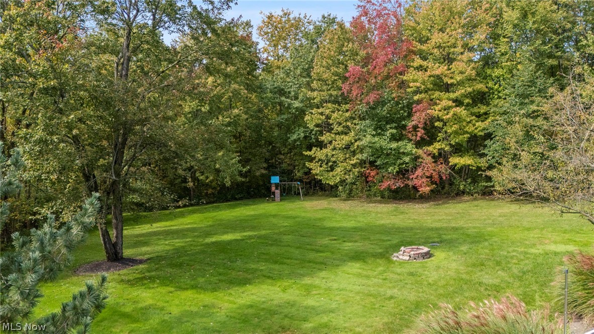 240 Greenview Drive Aurora OH 44202