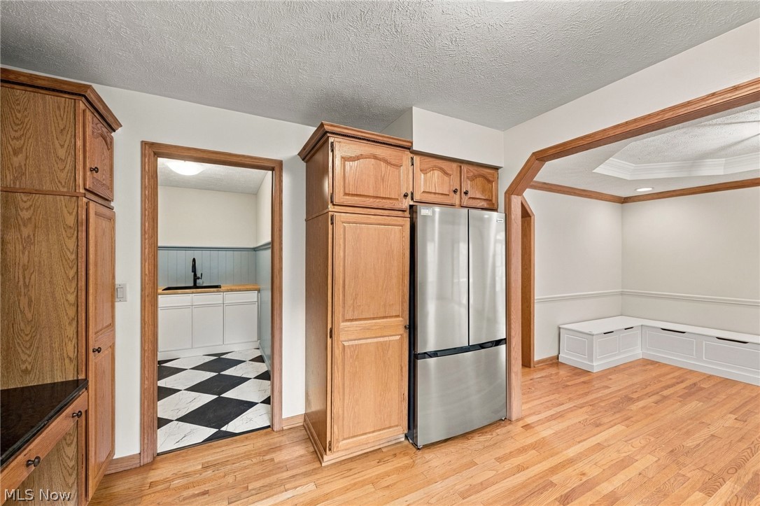 240 Greenview Drive Aurora OH 44202