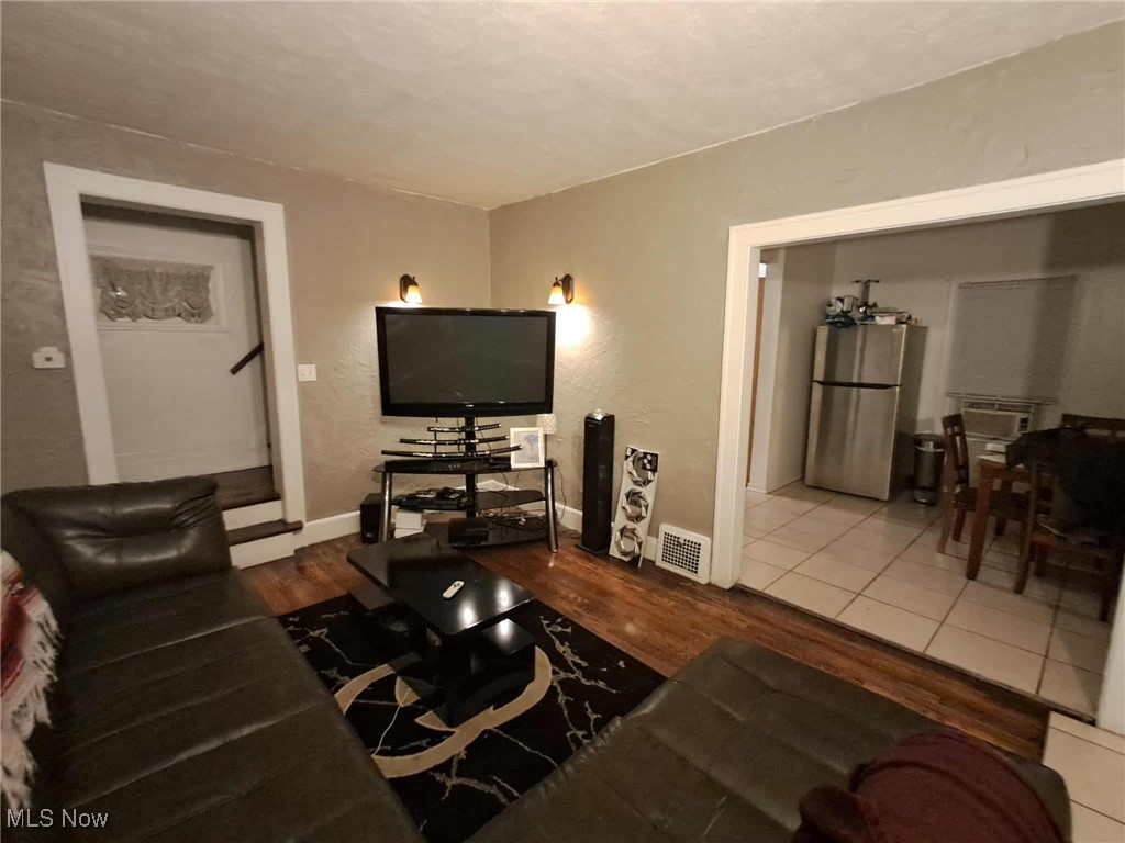 9412 Grand Division Avenue Garfield Heights OH 44125